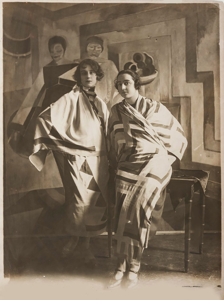 スタジオでのソニア・ドローネ（1924年頃 作： 不明