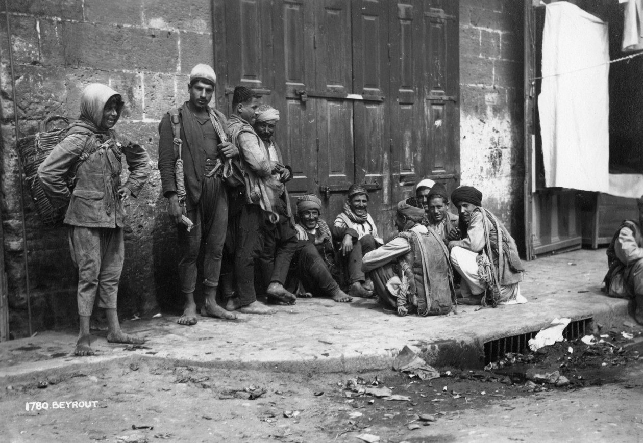 ストリートシーン、ベイルート、レバノン、c1920s-c1930s 作： 不明