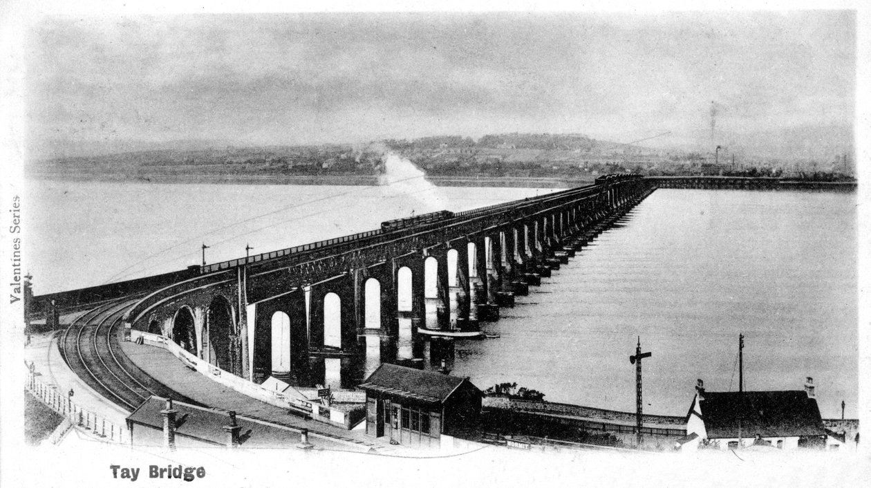 スコットランドのテイ橋、1902 作： 不明