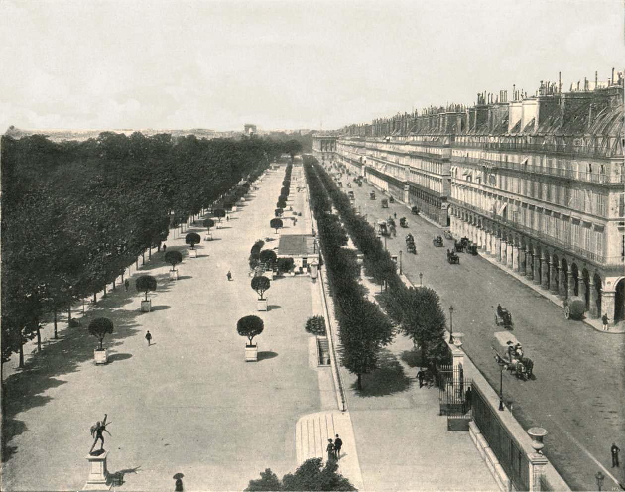 リヴォリ通り、パリ、フランス、1895年。 作： 不明