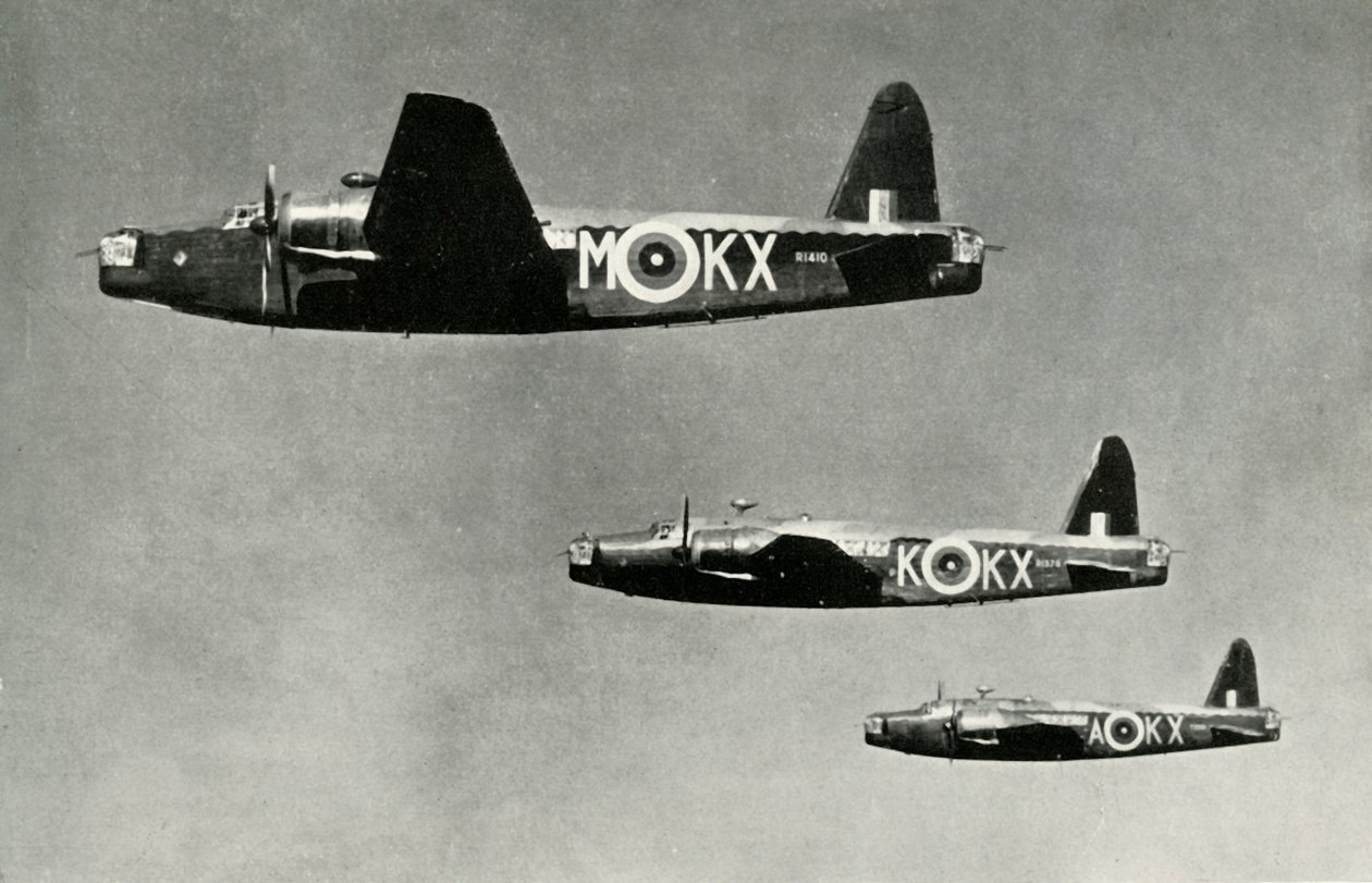 ビッカースアームストロングウェリントン、1941年。 作： 不明