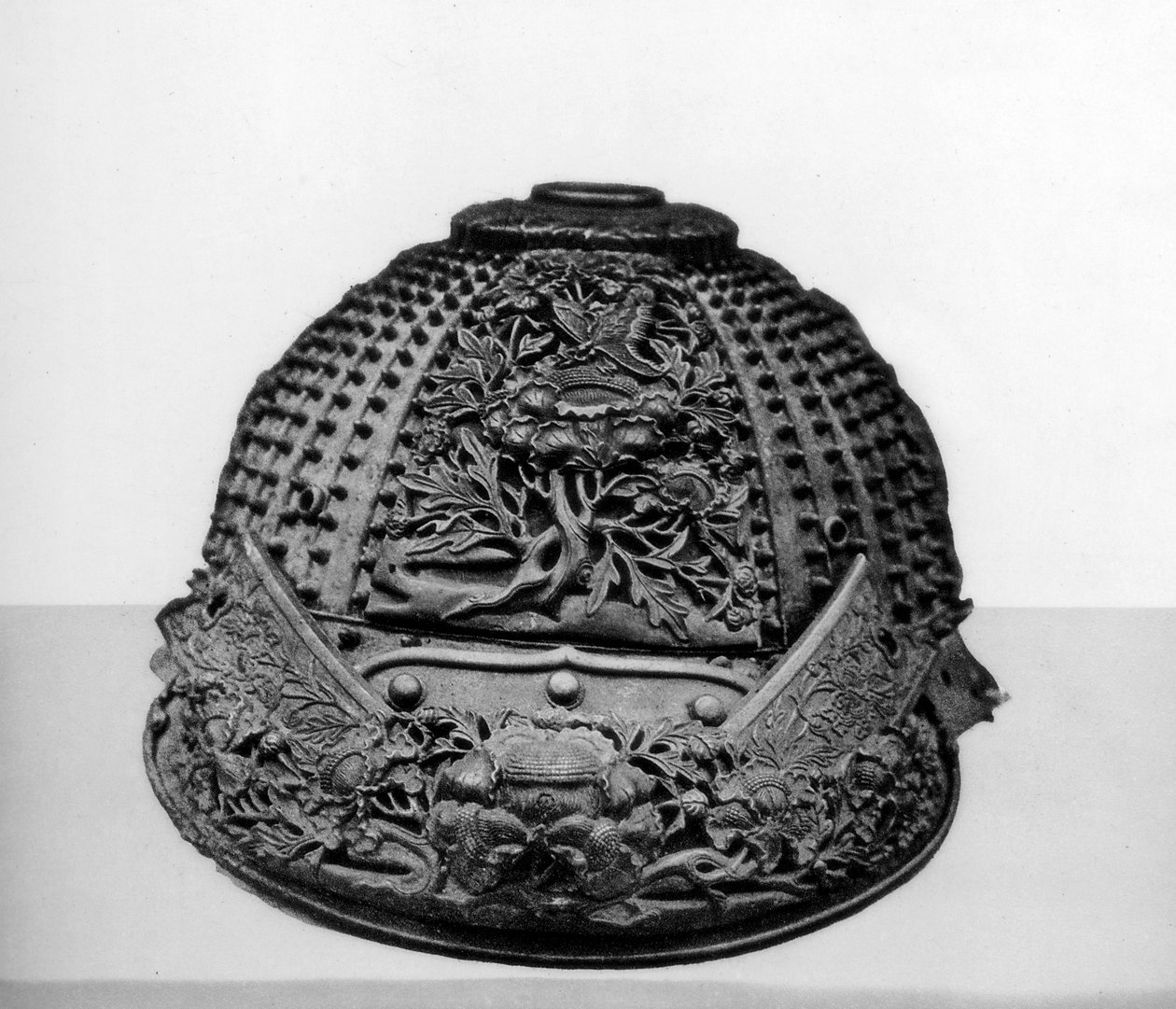 義経の鎧、12世紀1886 作： 不明