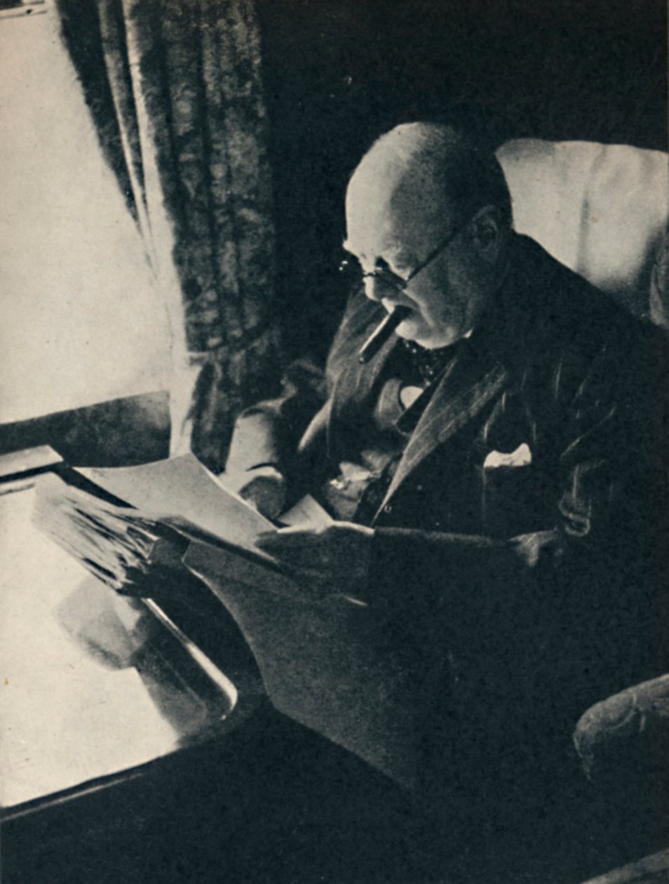 イギリスの旅、1940年代、1945年。 作： 不明
