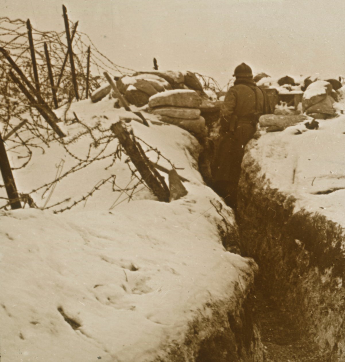 雪の中のトレンチ、アルザス、フランス東部、c1914-c1918 作： 不明