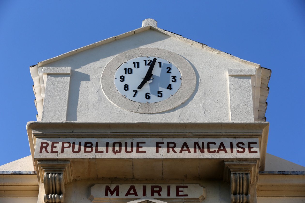 フランス、Vallabregues、市庁舎 作： 不明
