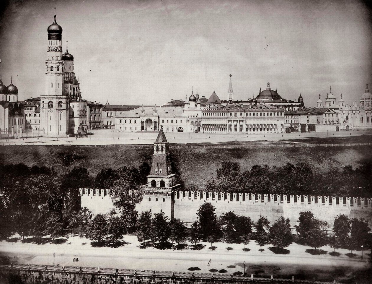 モスクワのクレムリン、ロシア、c1870-c1875のビュー 作： 不明