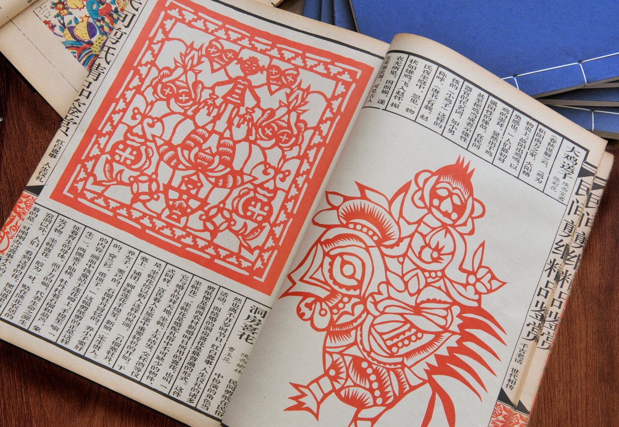 中国のペーパーカットの木版画（カラー木版画 作： 不明