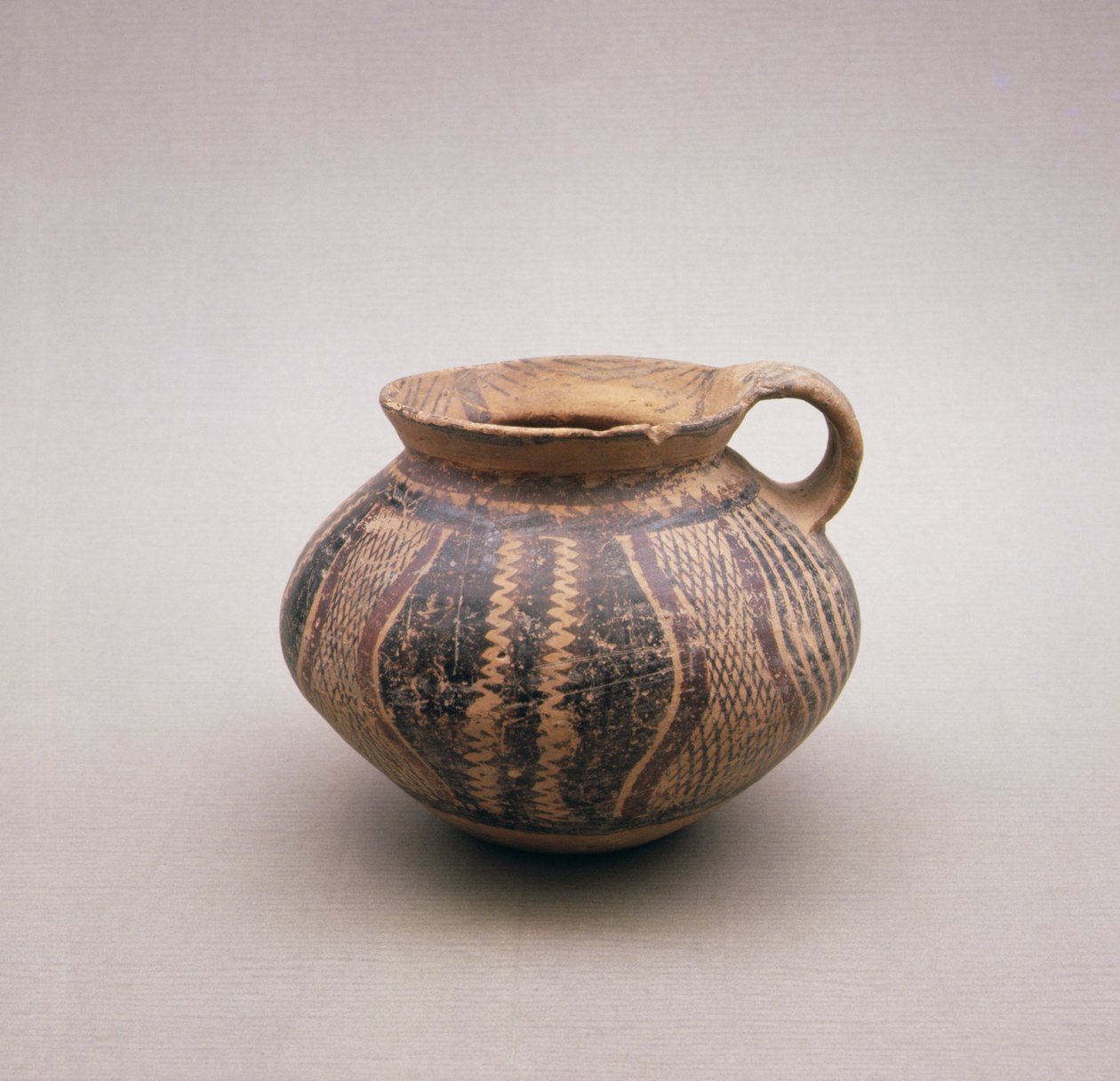 陶器の壺、紀元前2500年頃 作： 不明不明