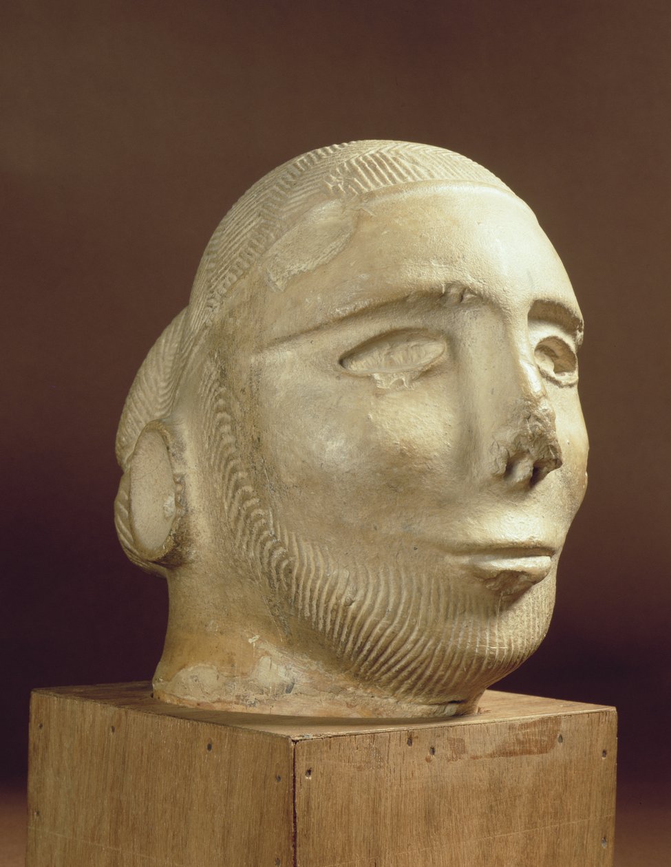 ステアタイトポートレートヘッド、モヘンジョダロ、紀元前2300年〜1750年 作： 不明不明