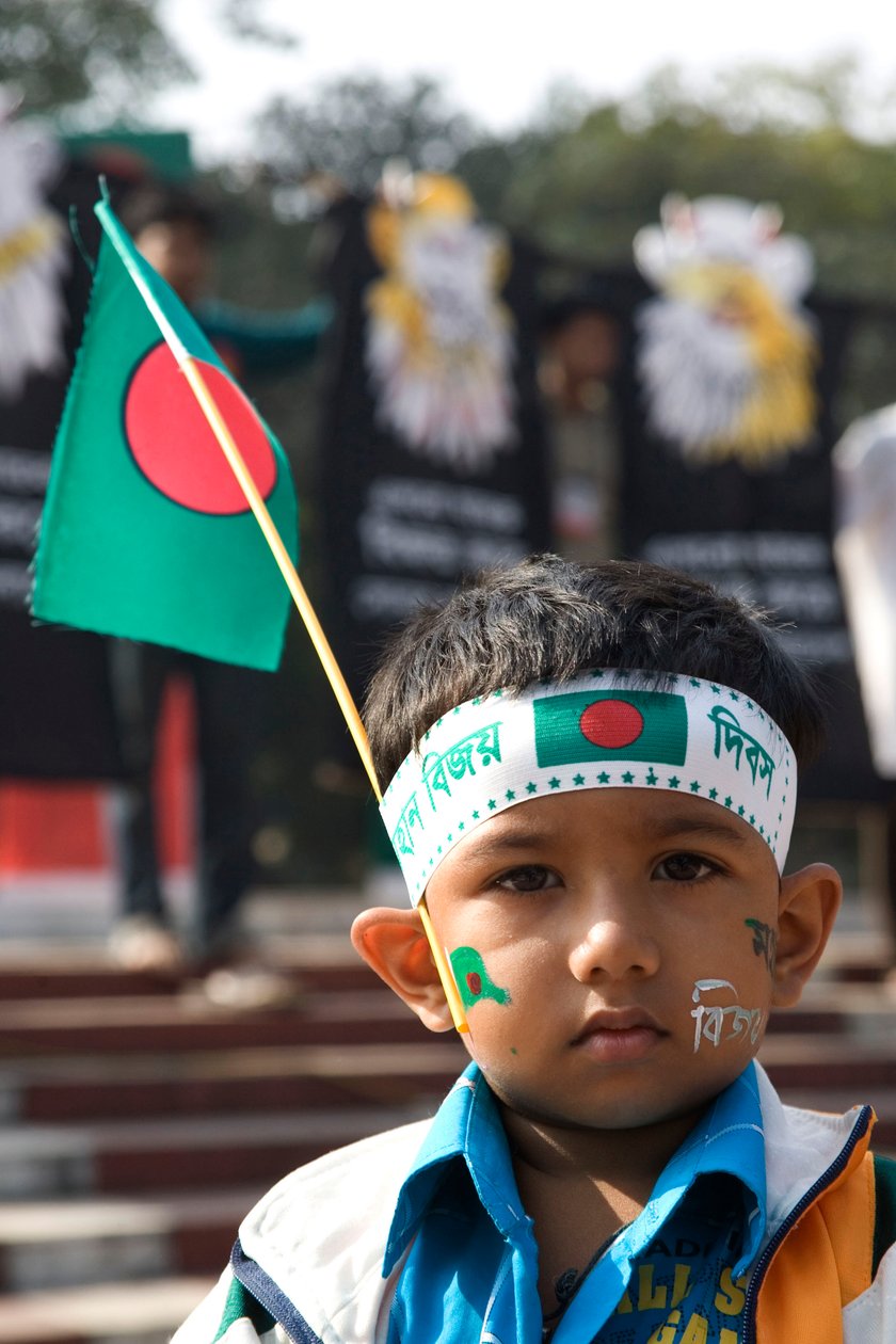 Bijoy Diboshでの少年のポートレート 作： 不明不明