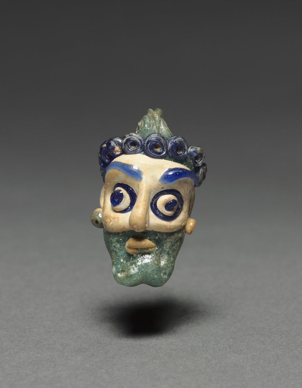 ヘッドペンダント、紀元前600〜500年 作： 不明
