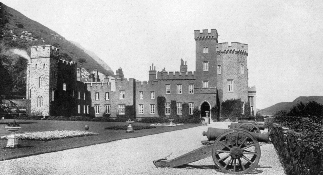 Garron Tower、Larne、北アイルランド、1924-1926 作： W.ローレンス