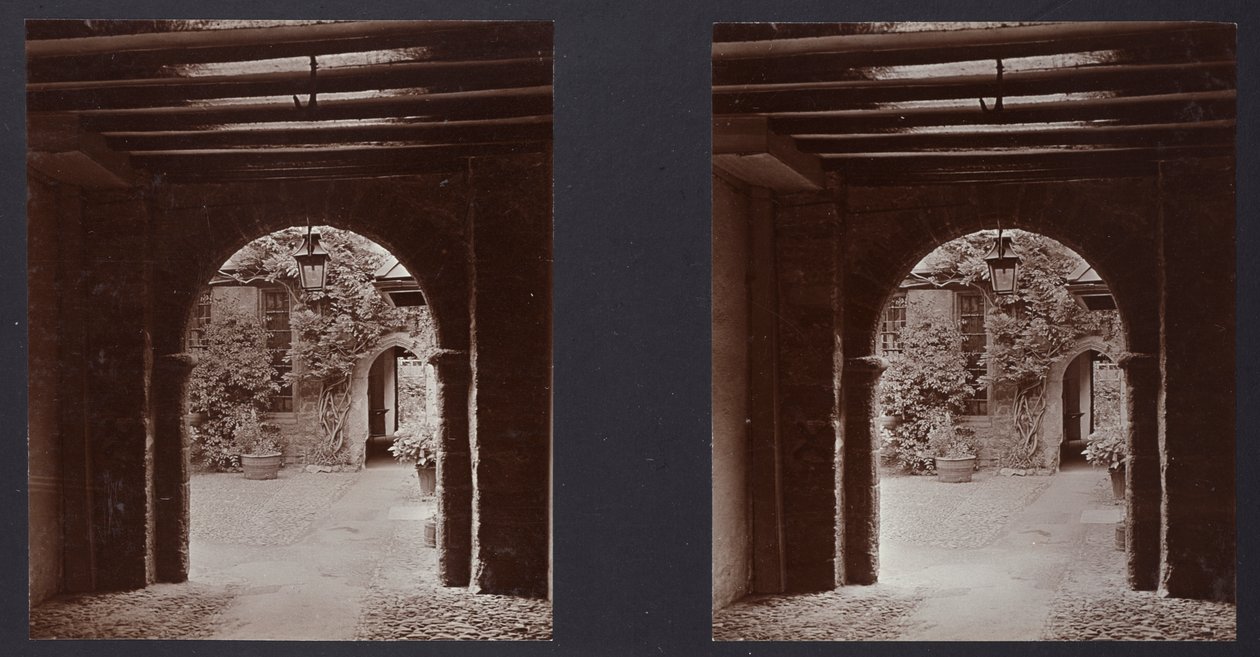 Cathedral Close, Exeter, Devon, 1913. 作： Walter Edward Zehetmayr