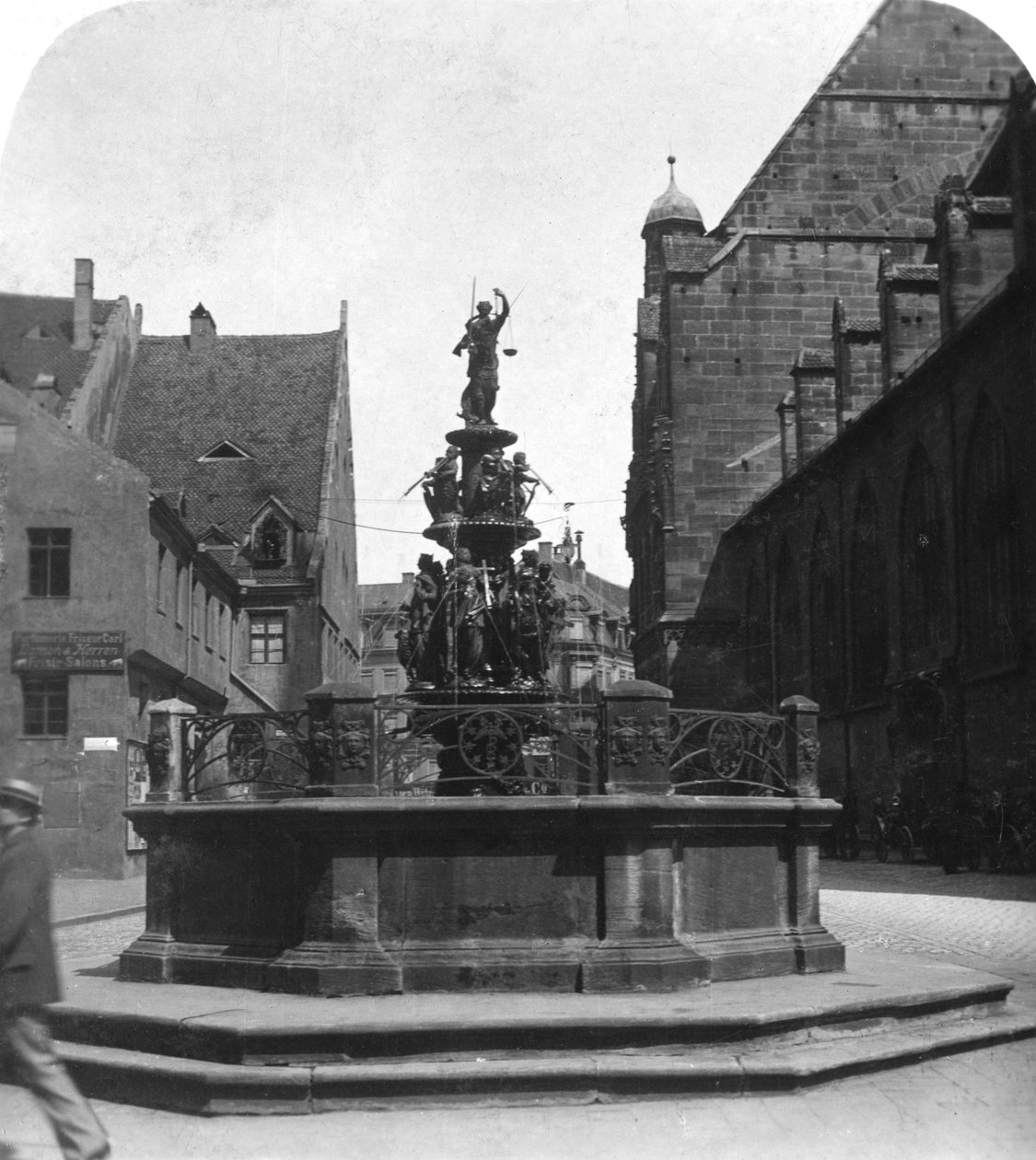 Tugendbrunnen、ニュルンベルク、バイエルン、ドイツ、c1900 作： ワースレと息子