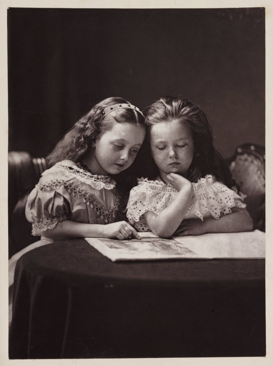 Maud and Ethel May Robinson, c. 作： フレデリック (帰属) バーナード