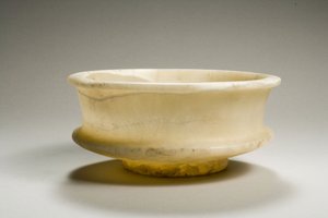 タッツァ、第18-19王朝、1540-1186紀元前（アラバスター）