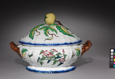 1870年頃、クレイルファクトリー製のTureen 作： Felix Bracquemond