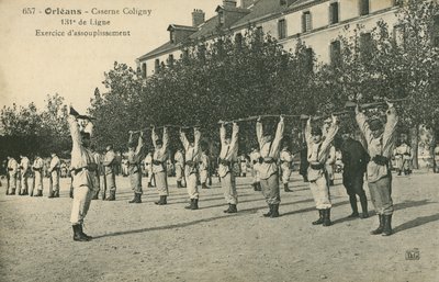 オーリンズで掘削中の兵士たち（モノクロ写真 作： French Photographer