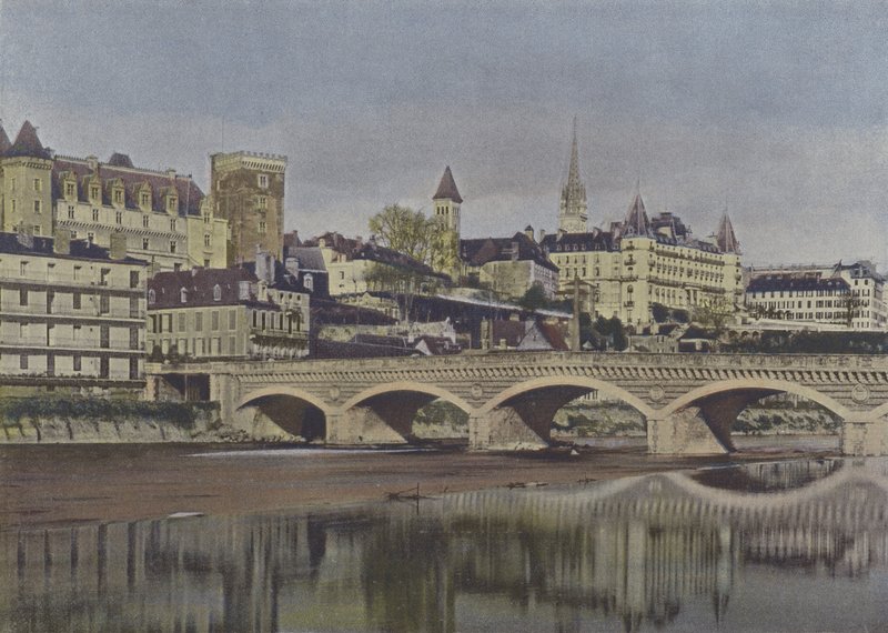 Pau, Vue generale (coloured photo) 作： （後）フランスの写真家