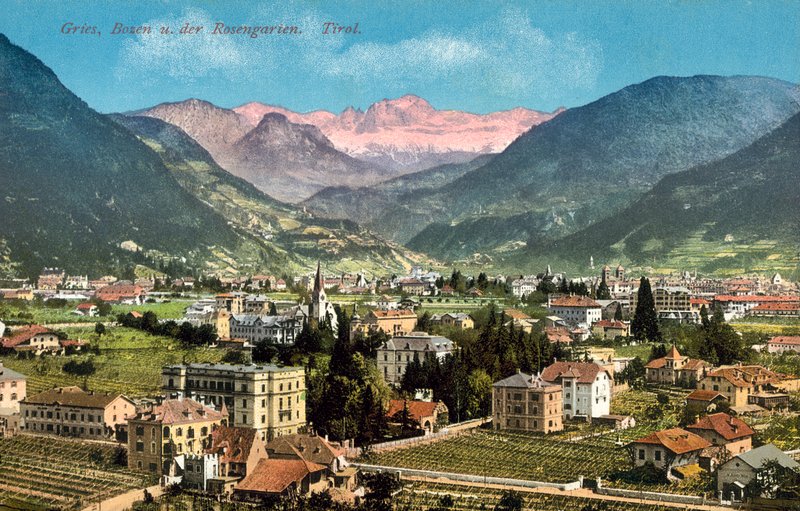Gries、Bozen U Der Rosengarten、チロル 作： オーストリアの写真家