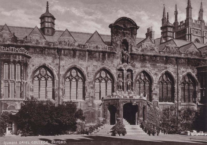 Quadrangle Oriel College、オックスフォード 作： 英語の写真家