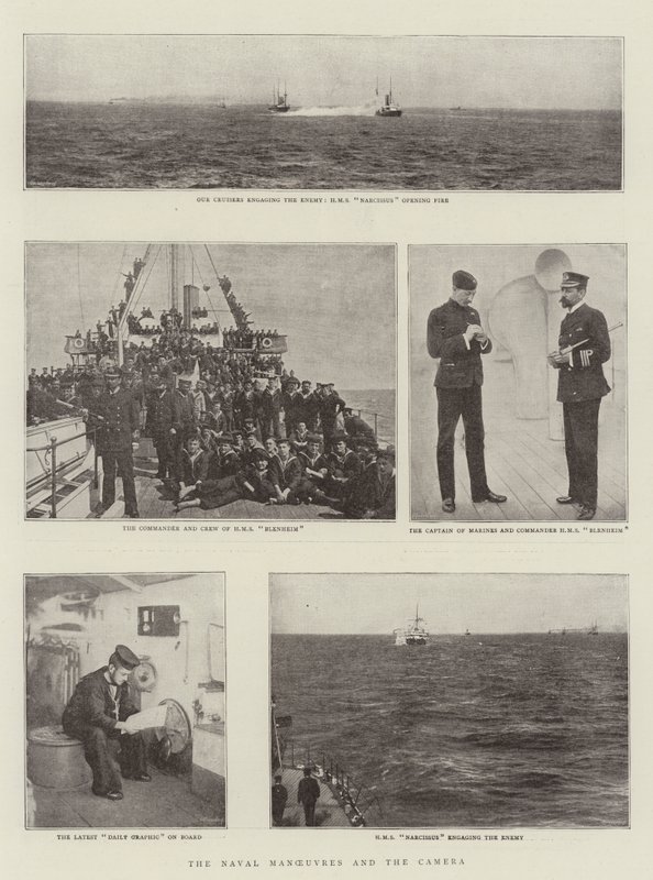 海軍演習とカメラ 作： 英語の写真家