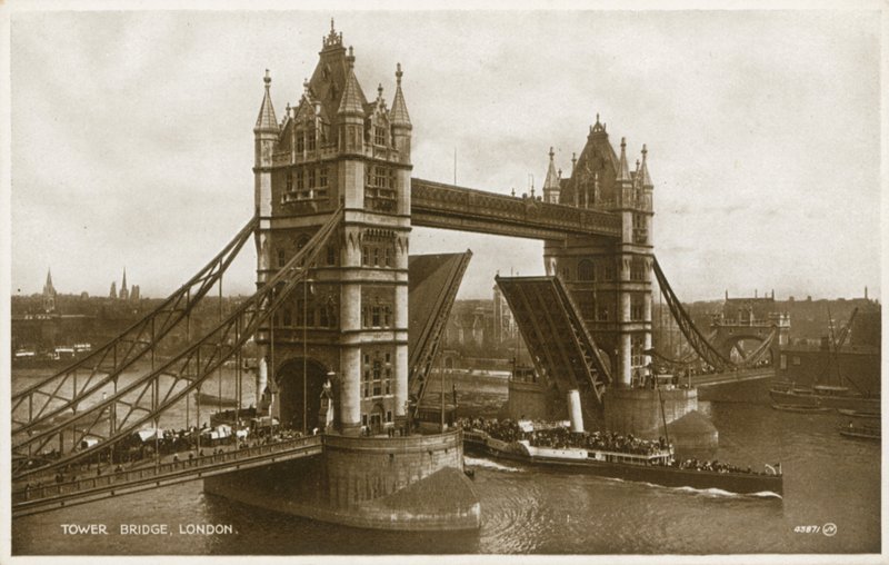 タワーブリッジ、ロンドン 作： 英語の写真家