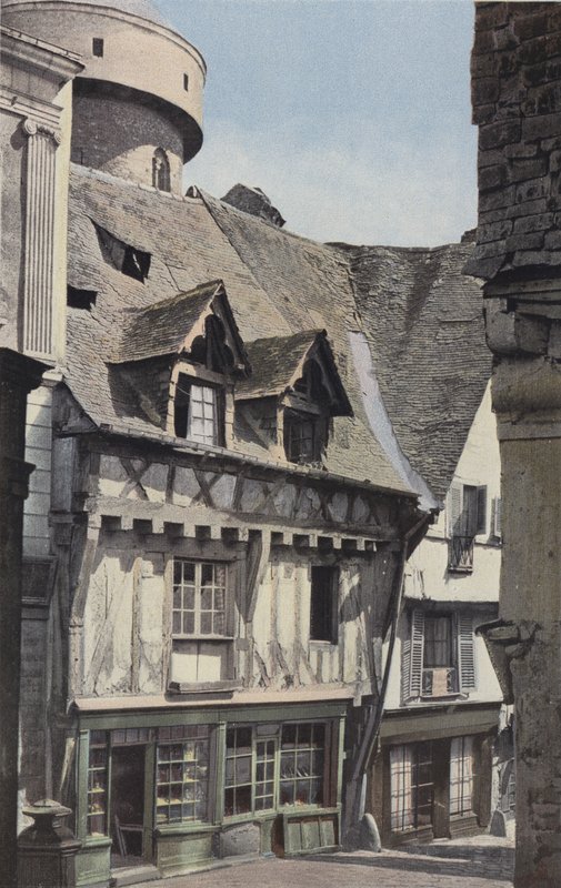 ラヴァル、古い木造住宅 作： フランスの写真家