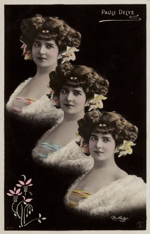 3つの同一の女性の頭 作： フランスの写真家