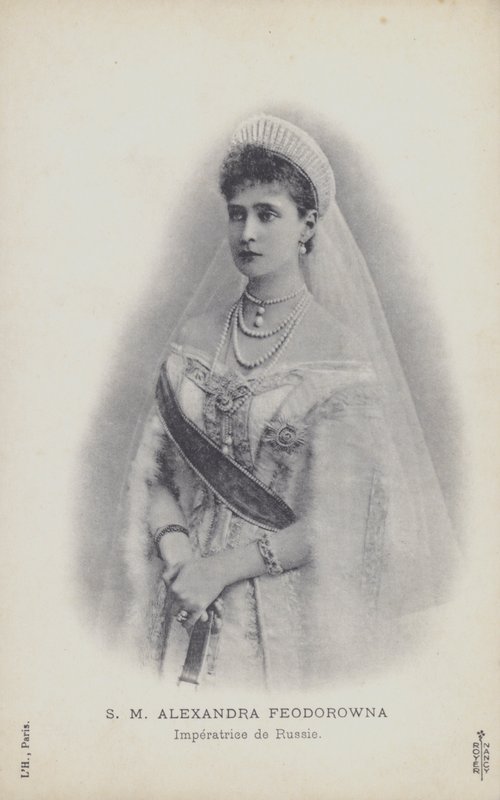 ロシアのアレクサンドラ王妃（モノクロ写真 作： フランスの写真家