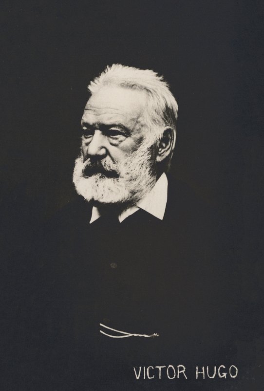 ヴィクトル・ユーゴー、ポートレート（モノクロ写真 作： フランスの写真家