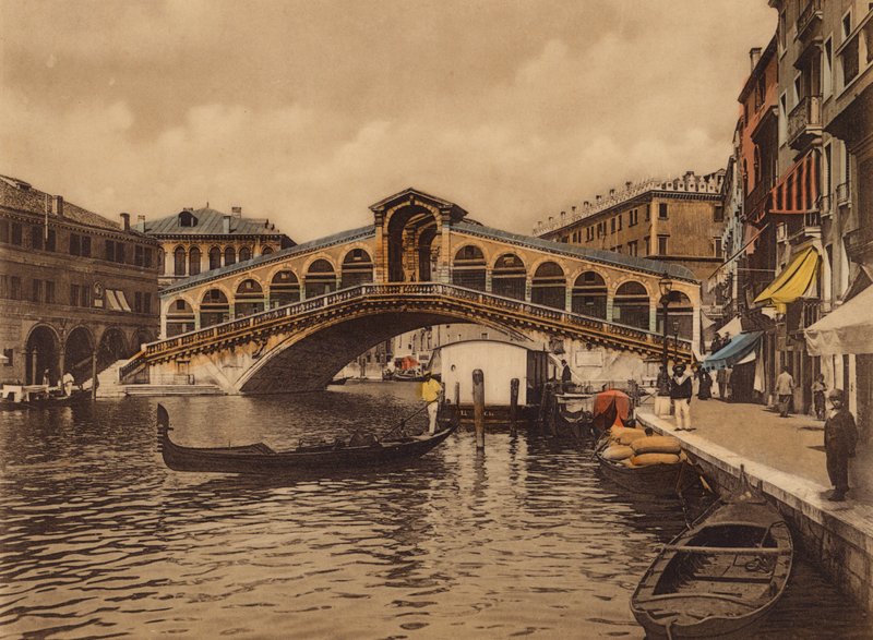 Venezia / ヴェネツィア：リアルト橋（カラー写真） 作： イタリアの写真家